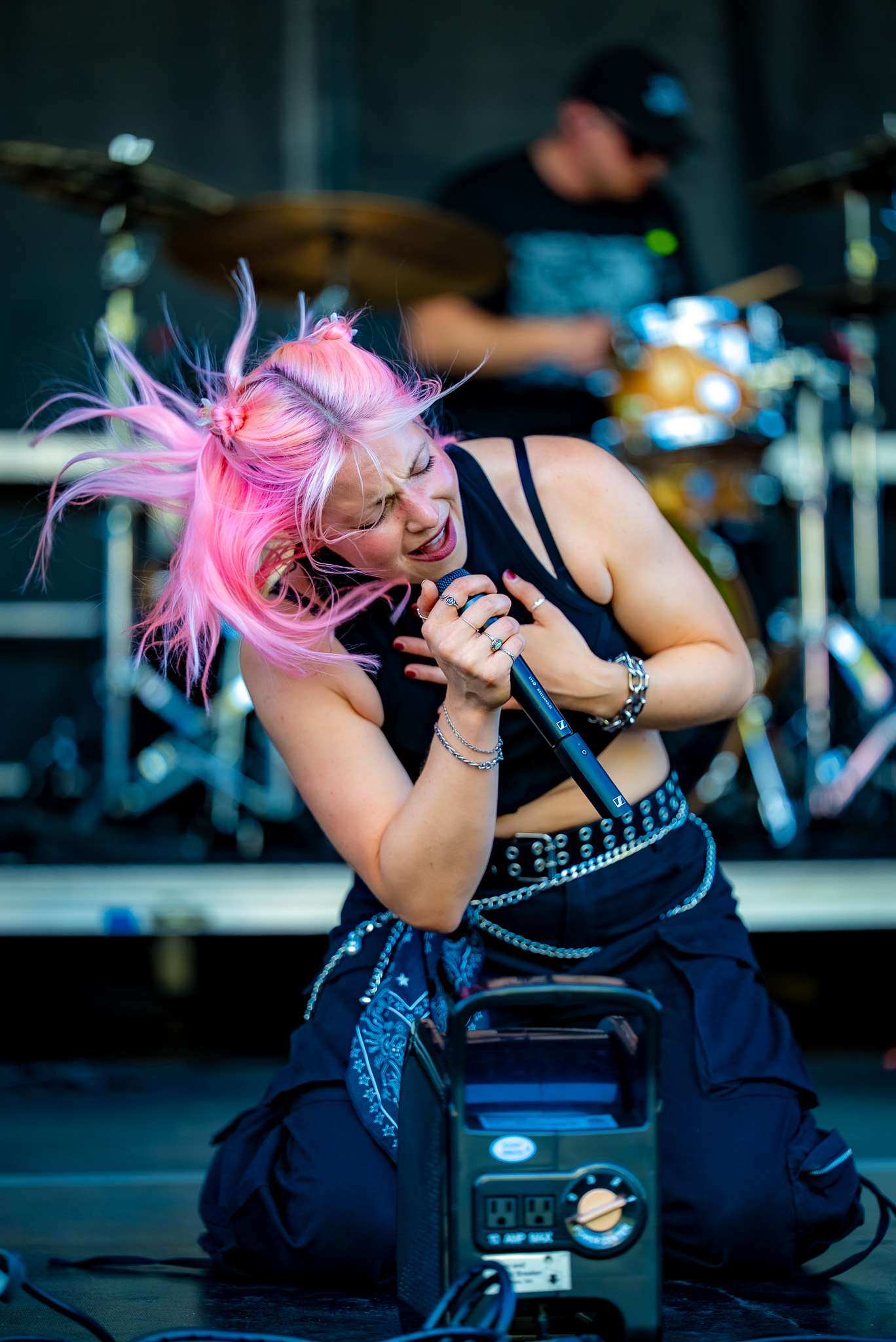Singer performing at Bite of Seattle